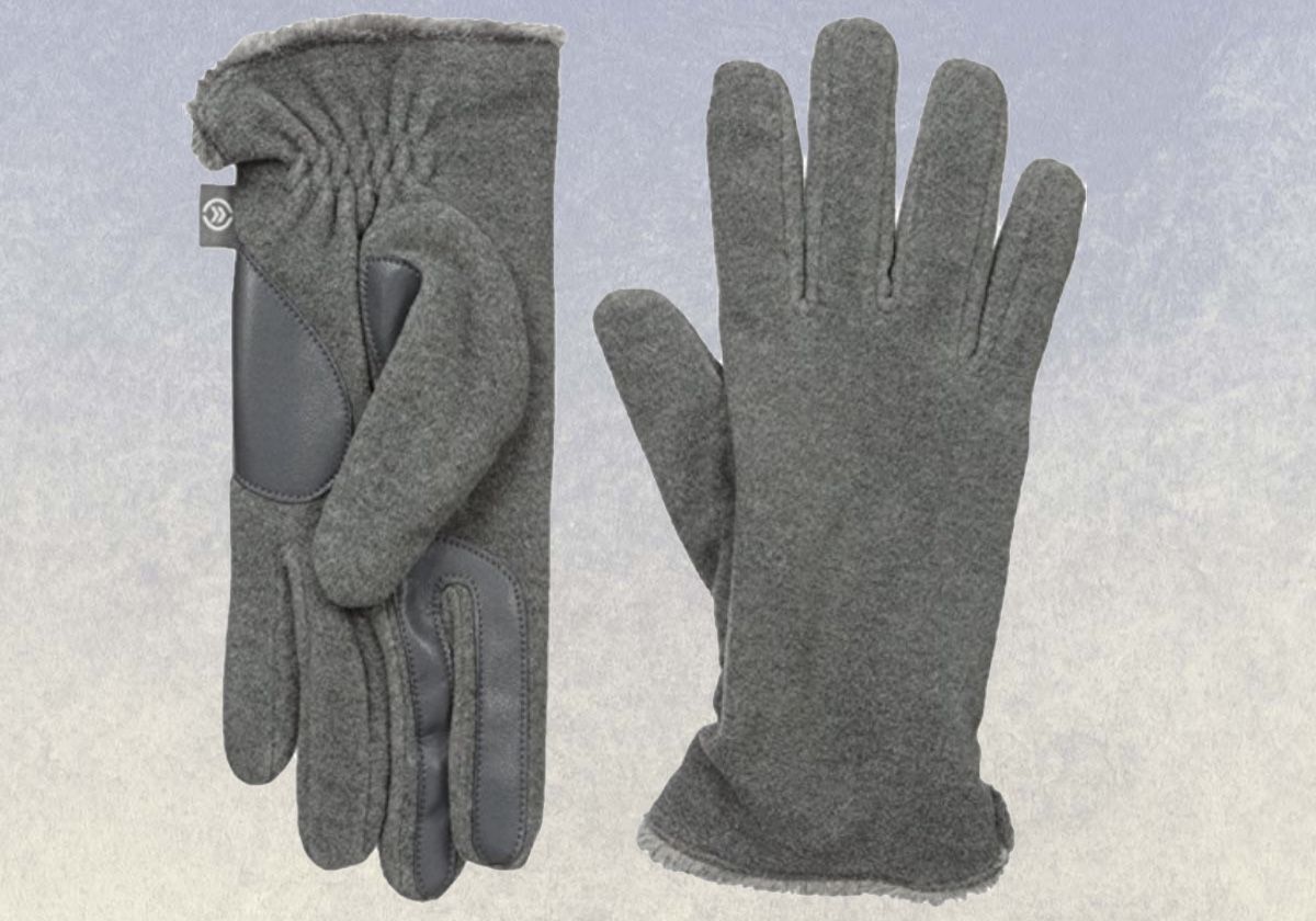 Best touchscreen gloves for 2024 Tom's Guide