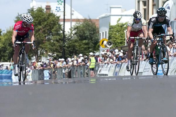 Mark Renshaw (left) of the 02 Networks team keeps a close watch on breakaway partners David Pell (left) of Lowe Farms/Boomaroo Nurseries and Chris Sutton (Team Sky).