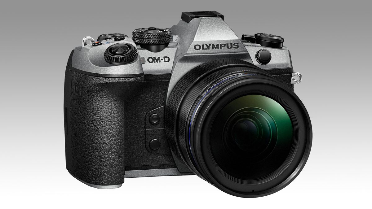 Olympus E-M1 Mark II limited edition marks company's 100th 