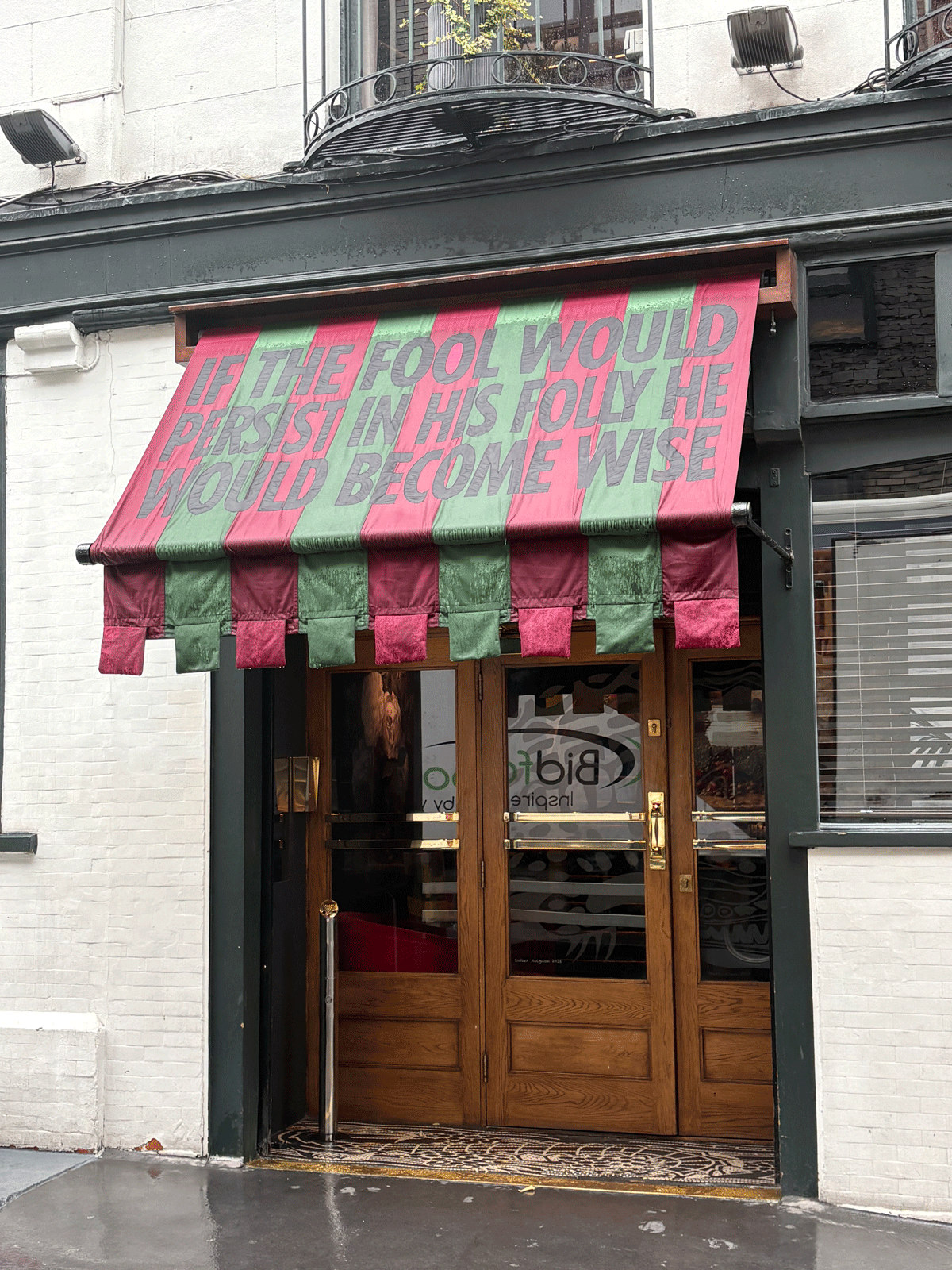 banner on shop