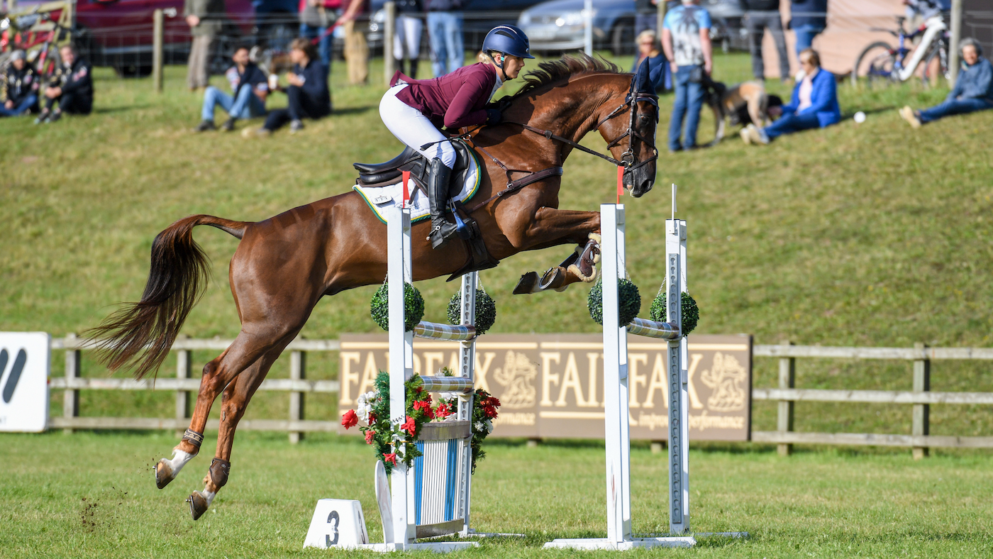 Yasmin Ingham and Banzai Du Loir show jumping