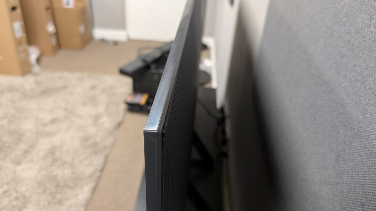 Samsung Q8F right corner side view