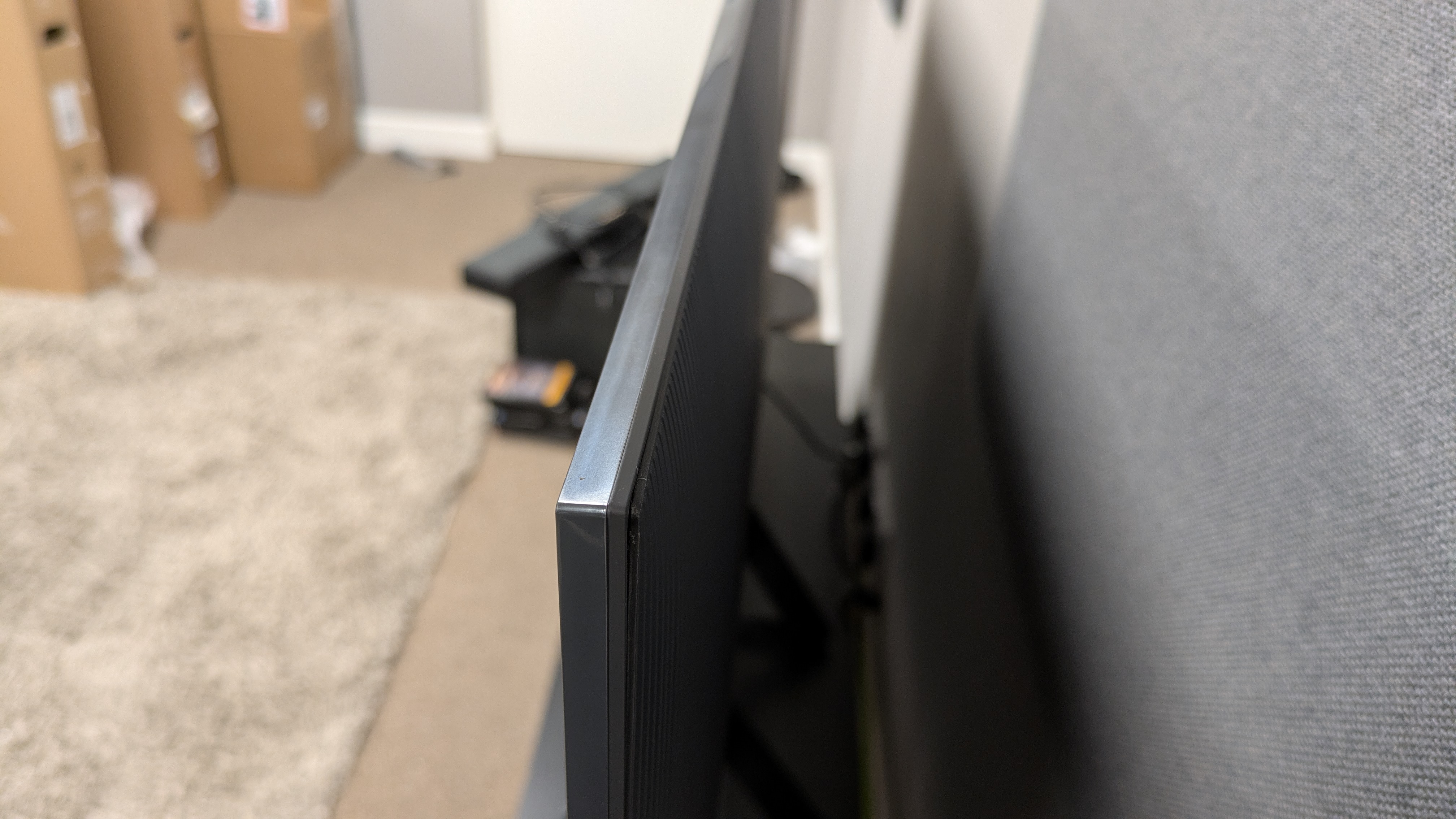 Samsung Q8F right corner side view