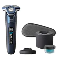 Philips Norelco Electric Shaver 7800:&nbsp;was $159.99, now $129.96 at Amazon (save $30)
