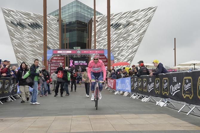 Race leader Svein Tuft heads out