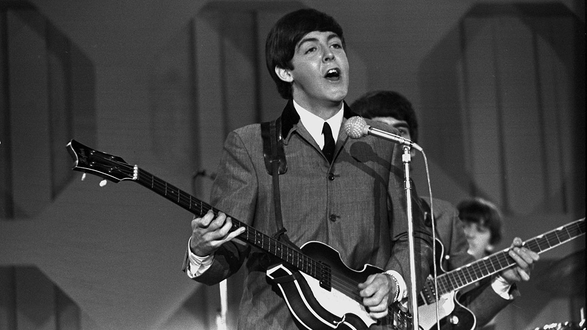 The History Of Paul McCartney And The Höfner 500/1 Bass Guitar | Guitar ...