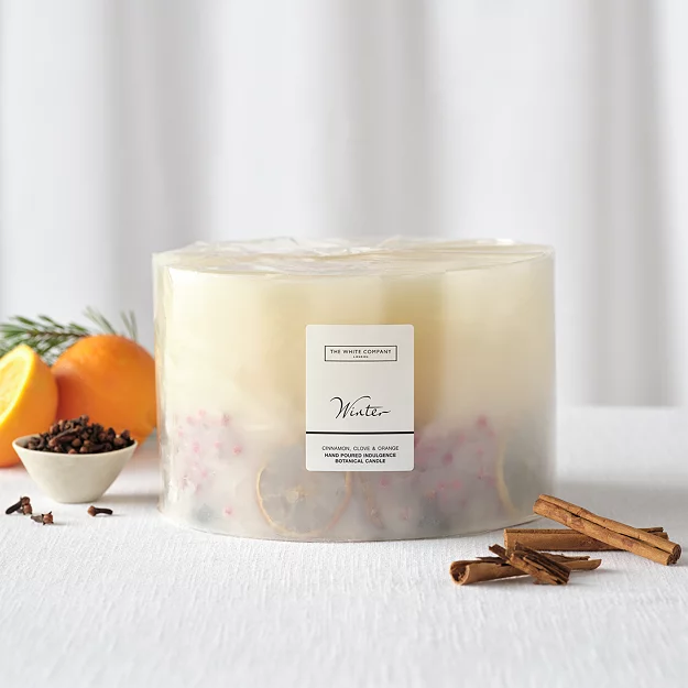 Winter Indulgence 6 Wick Botanical Candle | Christmas Fragrances | ...
