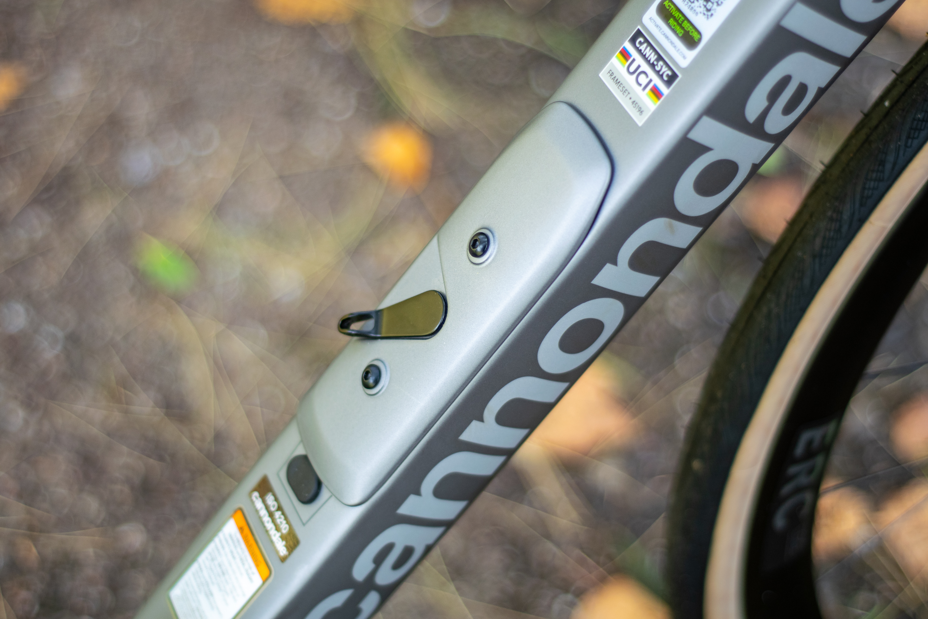 A Cannondale Synapse Carbon 2 bike