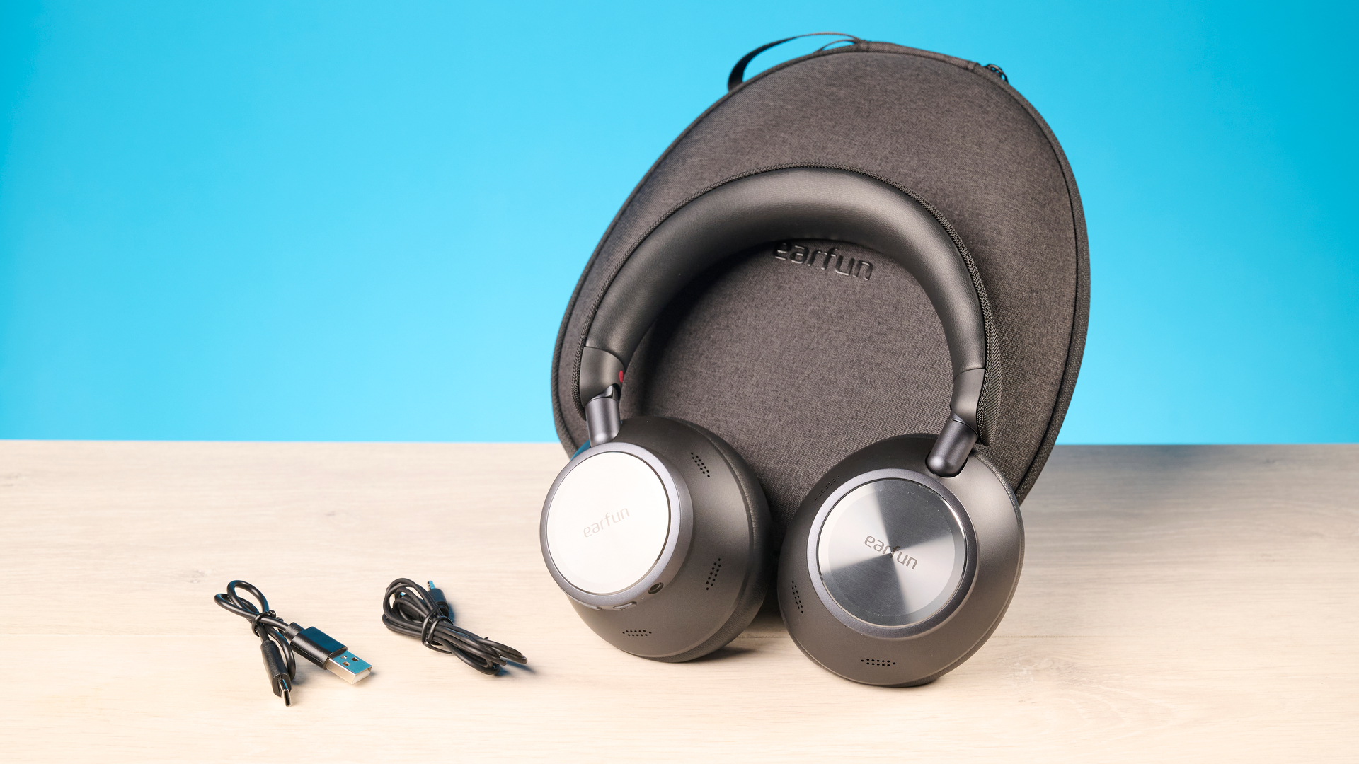 Black EarFun Wave Pro X over-ear headphones