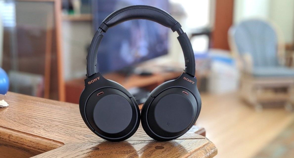 Sony WH-1000XM5 headphones 