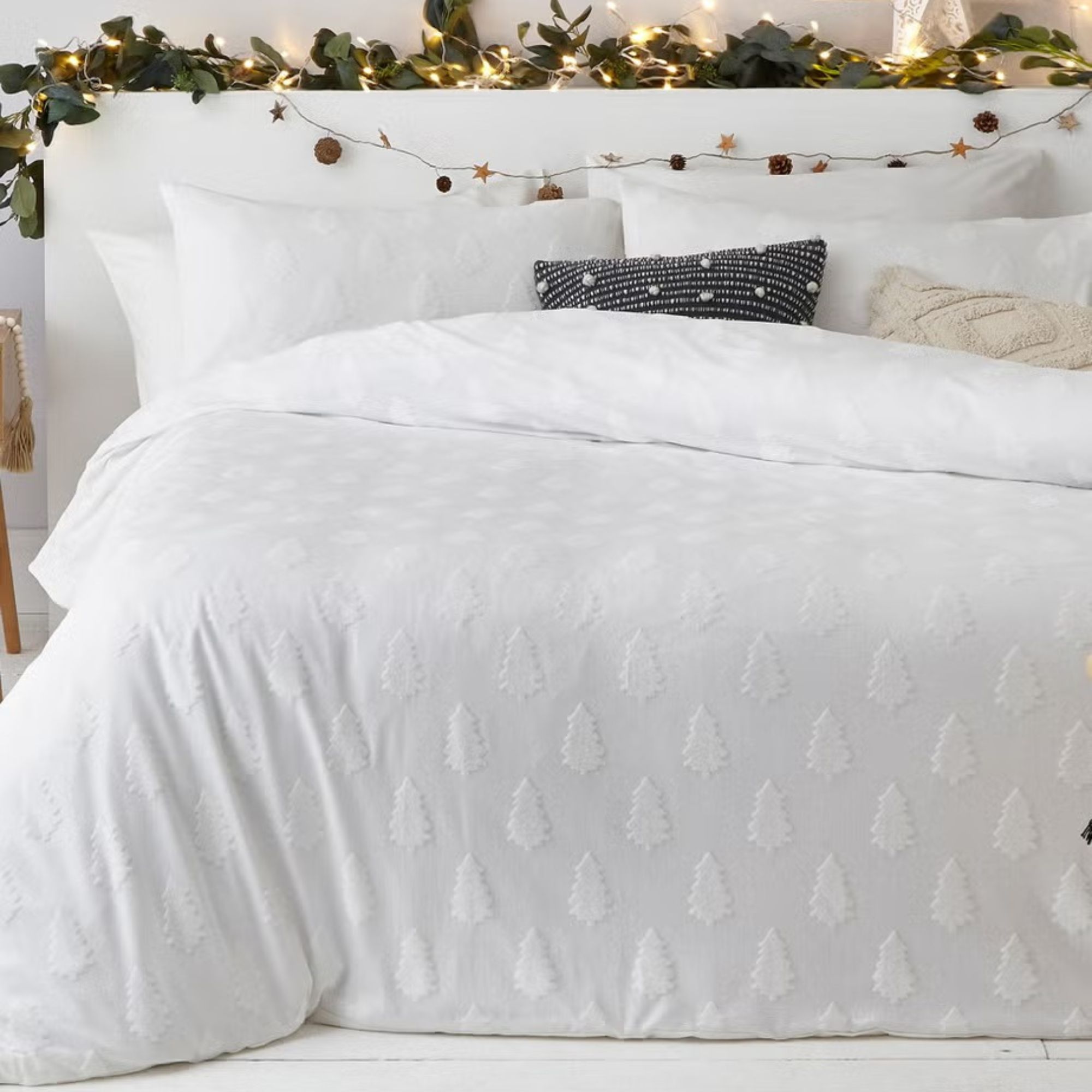 tufted christmas tree bedding