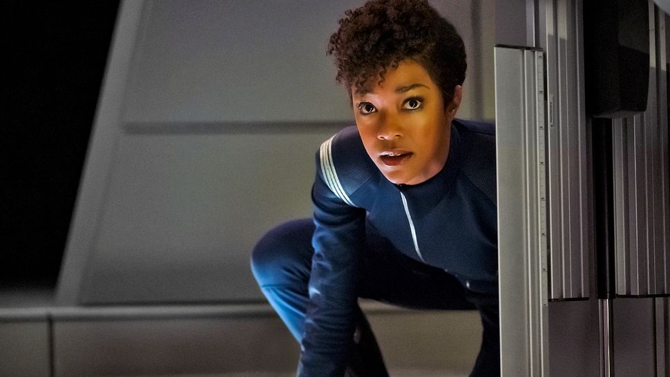 Awesome Star Trek Discovery Posters Still Photos Revealed At Comic Con Space