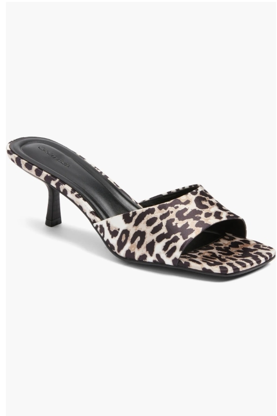 Charlie Sandal