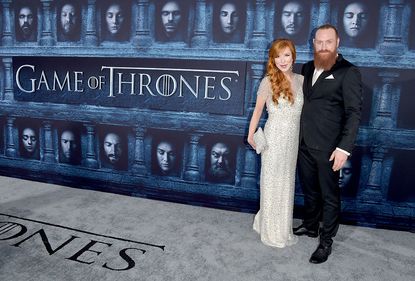 Kristofer Hivju and his wife Gry Molvær.