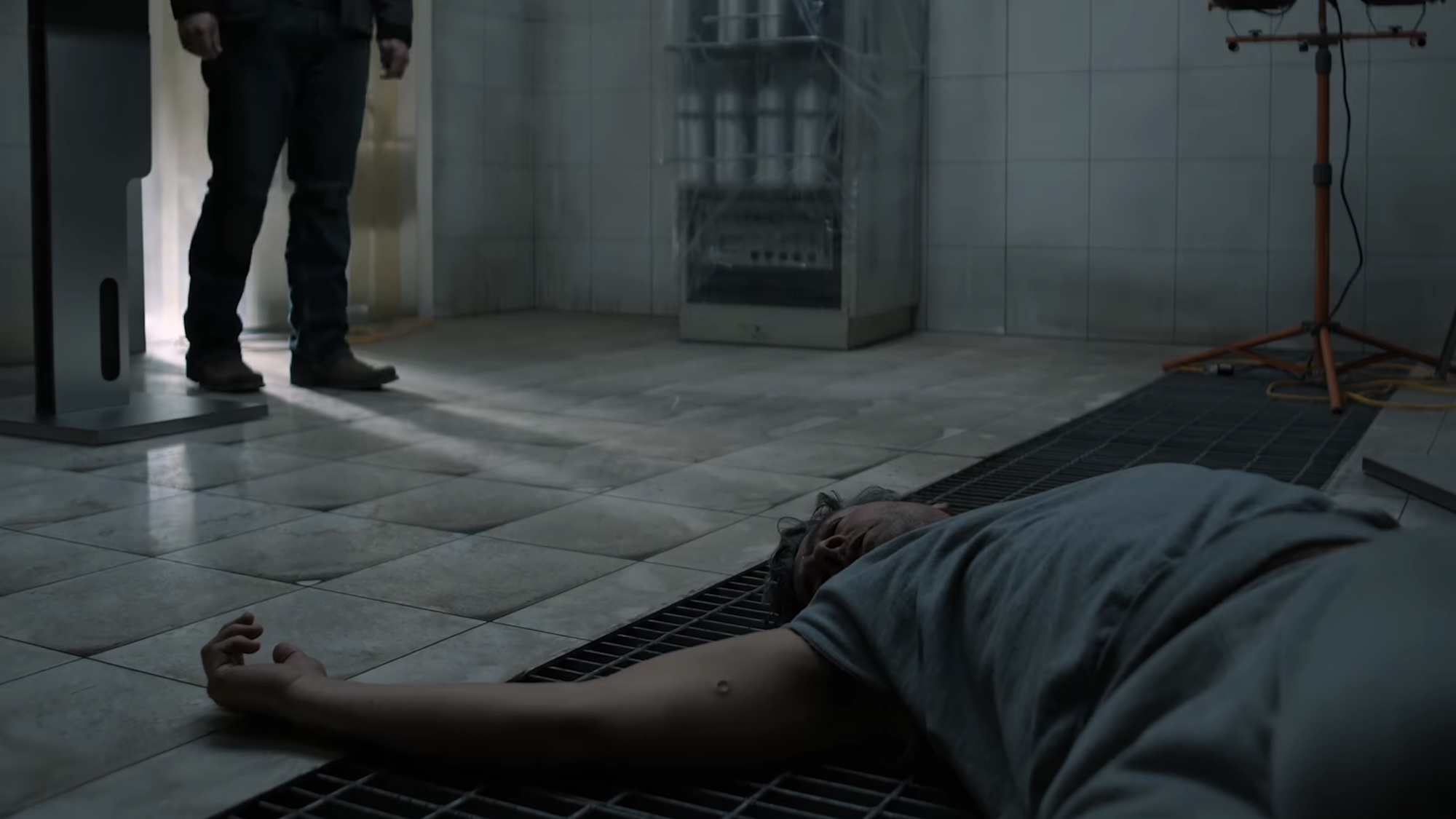 Hal laid out on the ground with hole in his arm in Lanterns Season 1