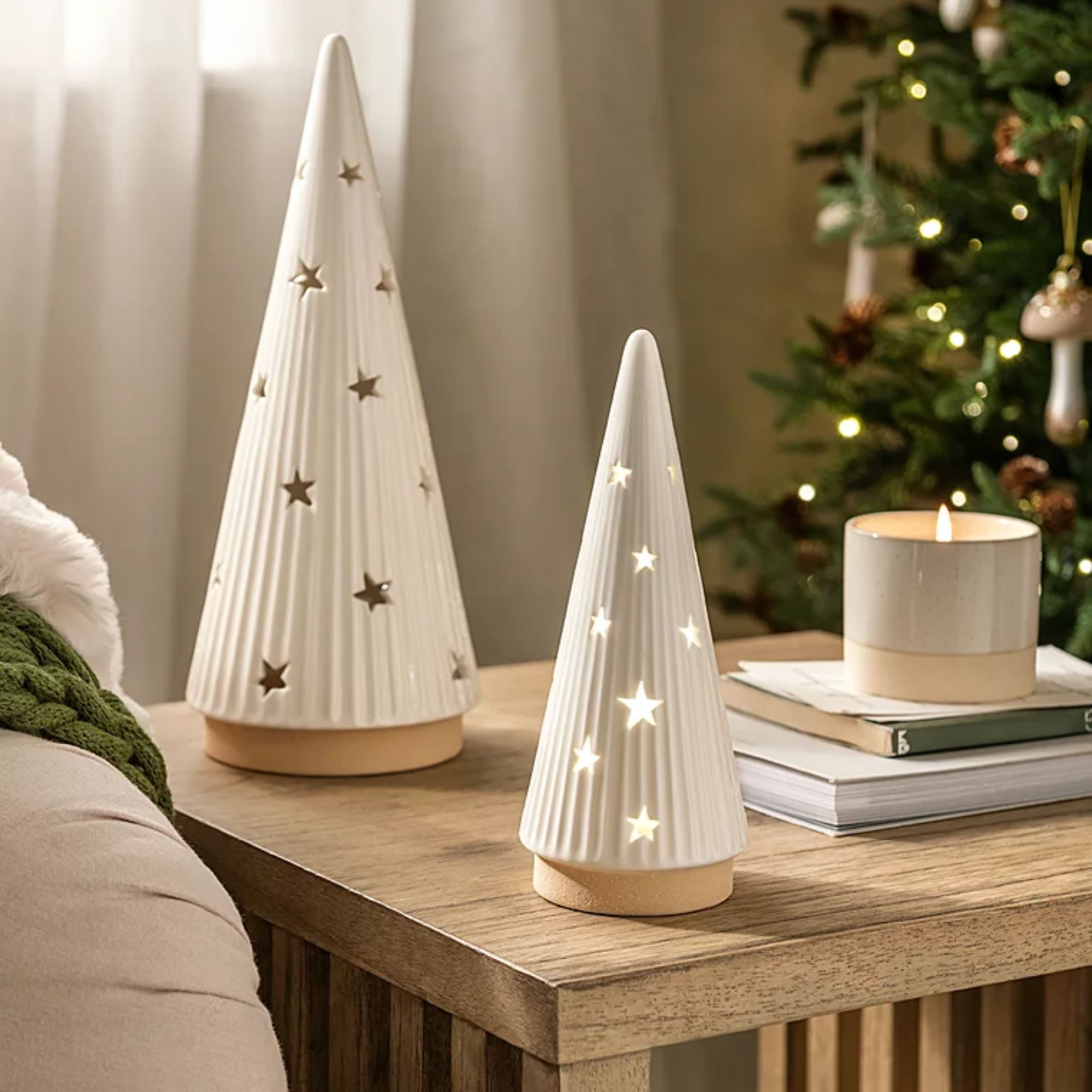 Experts love Mrs Hinch's neutral Christmas living room decor | Ideal Home