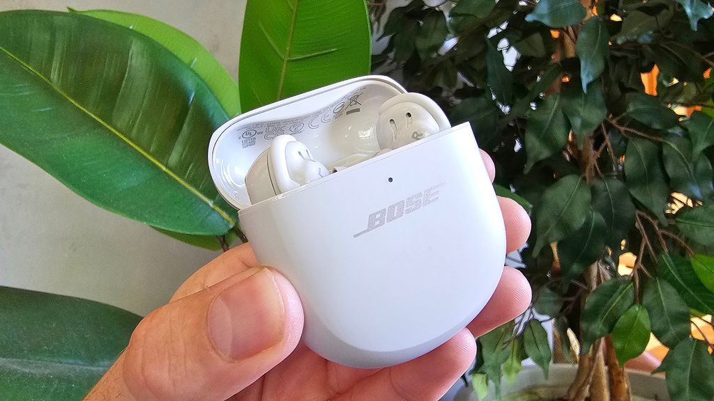 I tried Bose’s Ultra Earbuds and I was amazed by their new
