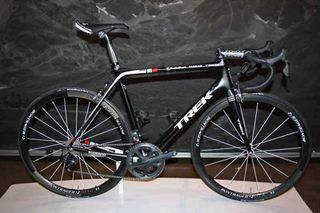 RadioShack-Nissan-Trek will find themselves aboard these understated Trek Madone 6.9 SSLs for the 2012 season.