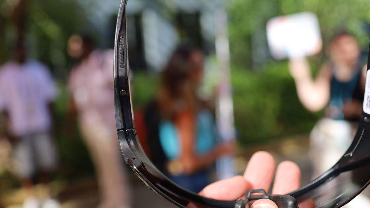 Oakley Meta Vanguard
