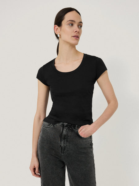 Supima Cotton Scoop Neck Tee | Black