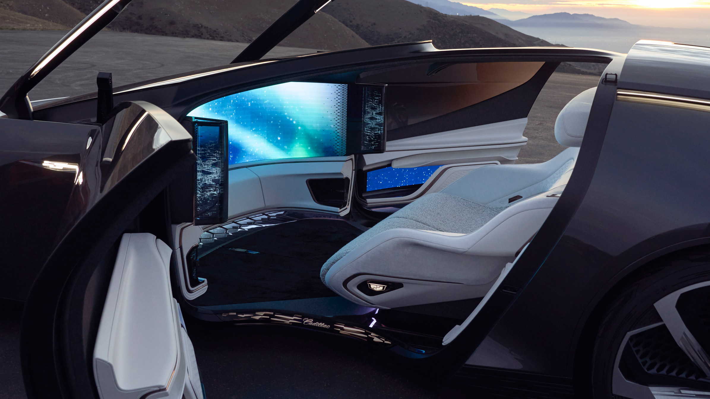 View inside the Cadillac InnerSpace concept