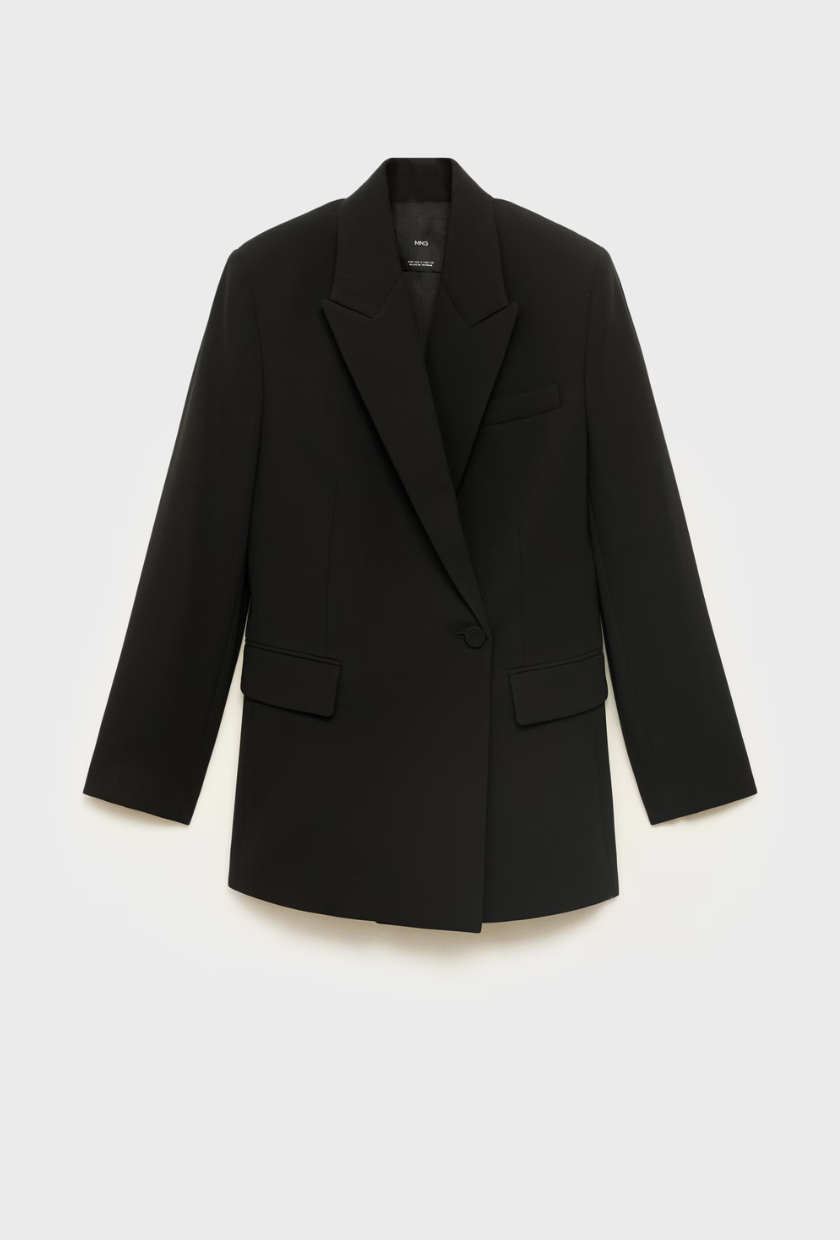 An image of a Mango blazer, a staple of preppy fashion. 