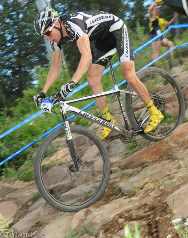Jeremiah Bishop (Cannondale) feels at home riding rock gardens