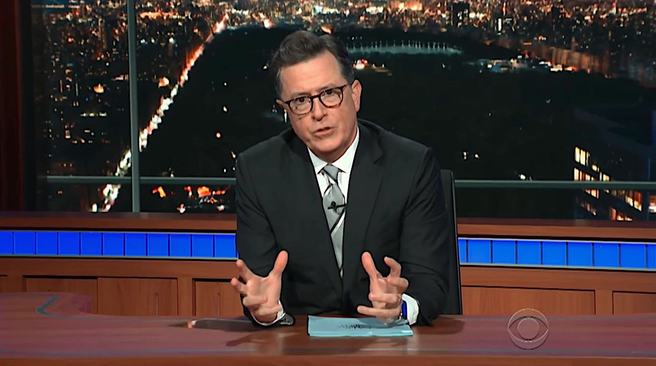 Stephen Colbert calls for Les Moonves to face accountability