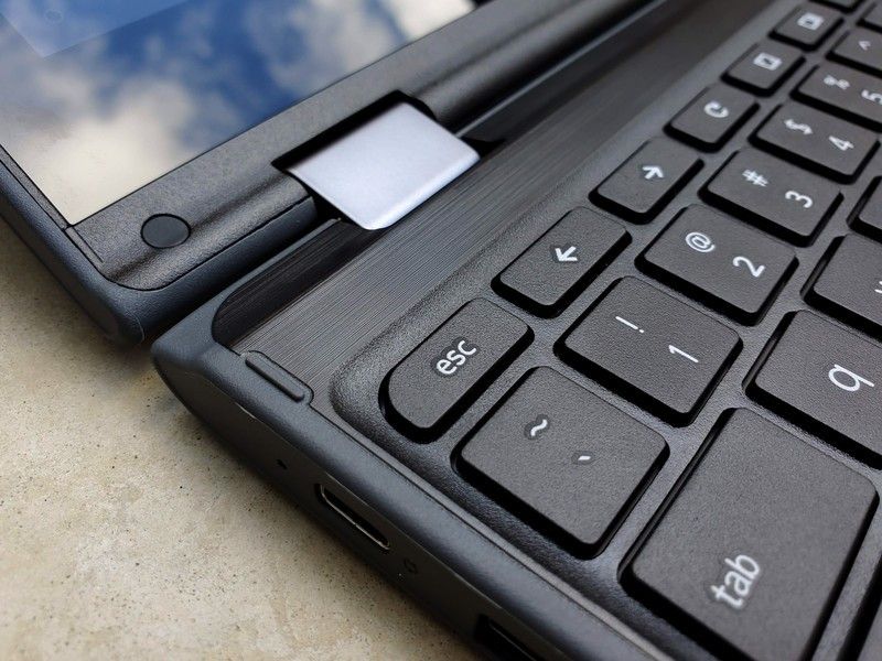 Lenovo 300e Chromebook 2nd Gen review A school Chromebook you should