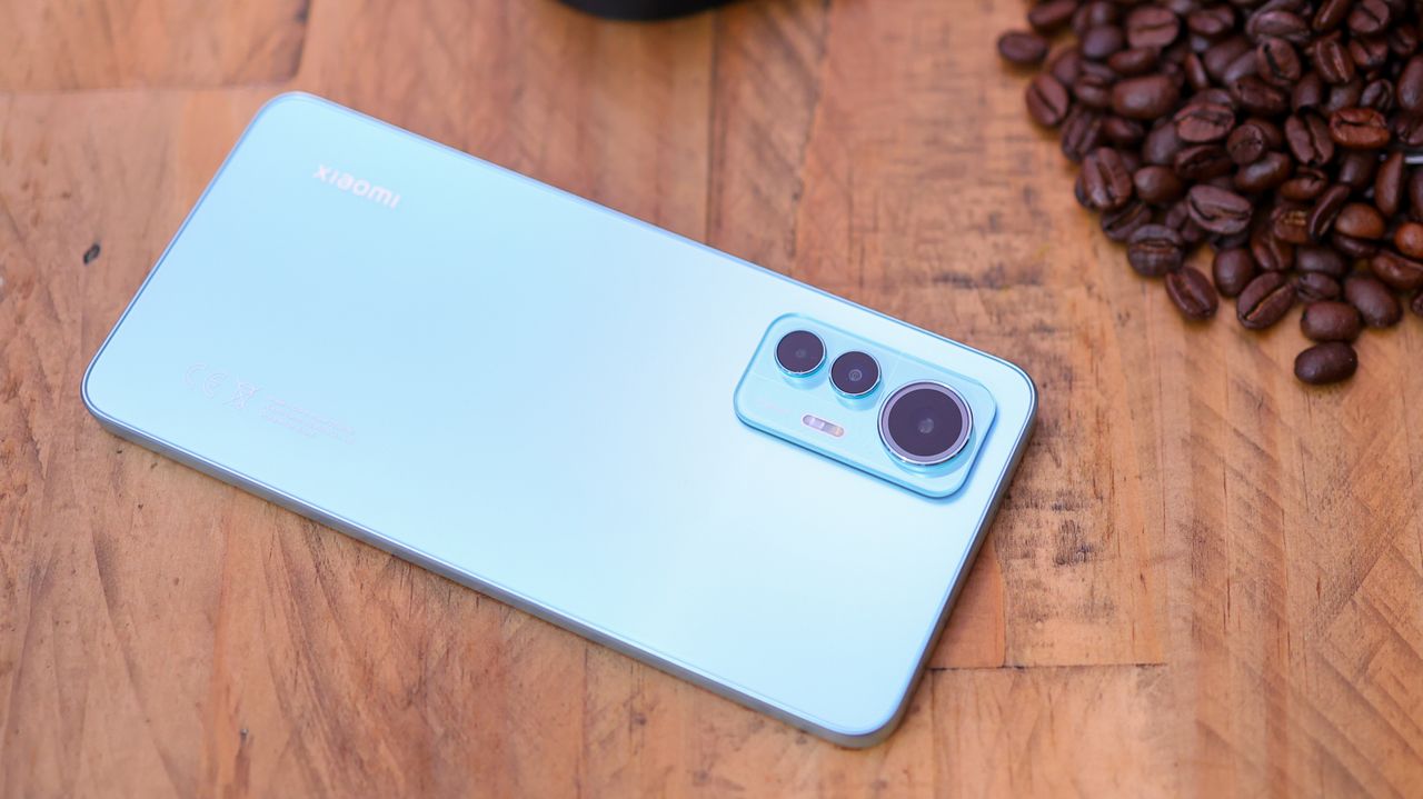 Photo or render of Xiaomi 12 Lite in green