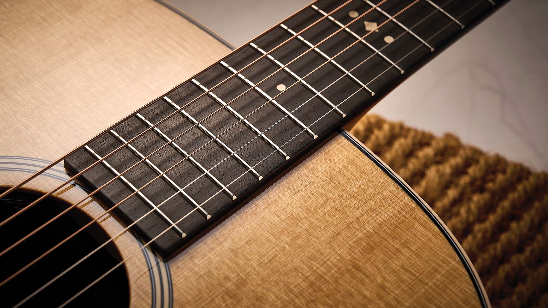 Taylor Gold Label 710e