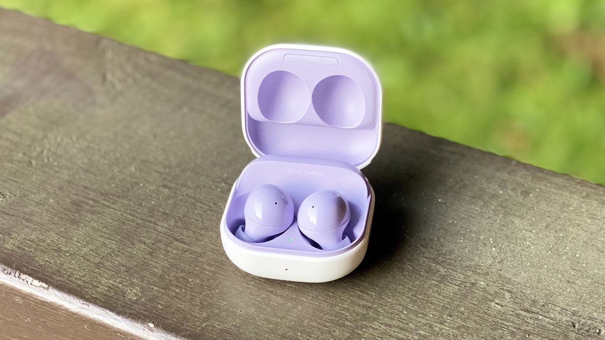 The latest Samsung Galaxy Buds 3 leak shows off a sleek new design ...