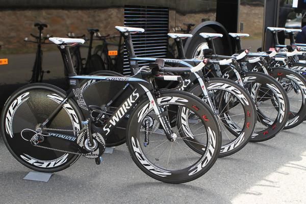 The Saxo Bank bikes are prepared and ready in Villi&eacute;-Morgon