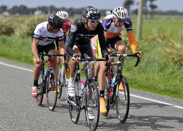The break has lost a couple of riders and appears to be slowing.