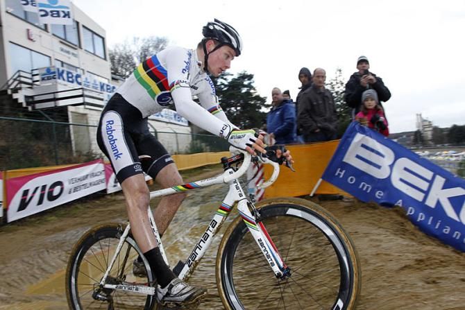 Junior world champion Mathieu van der Poel alone in the lead.