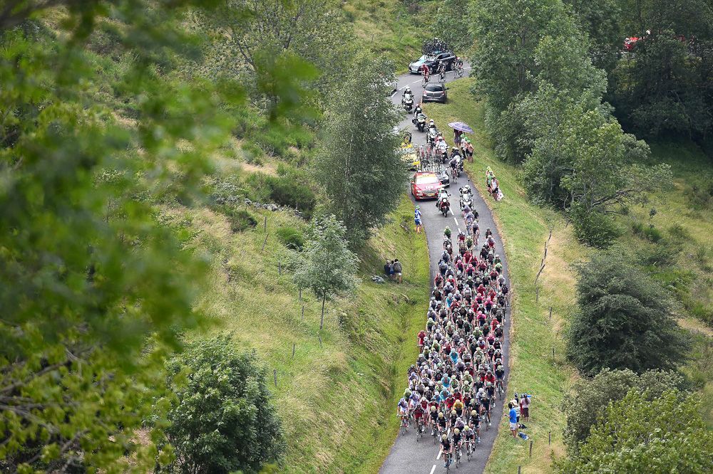 The bunch rides together during stage 12.