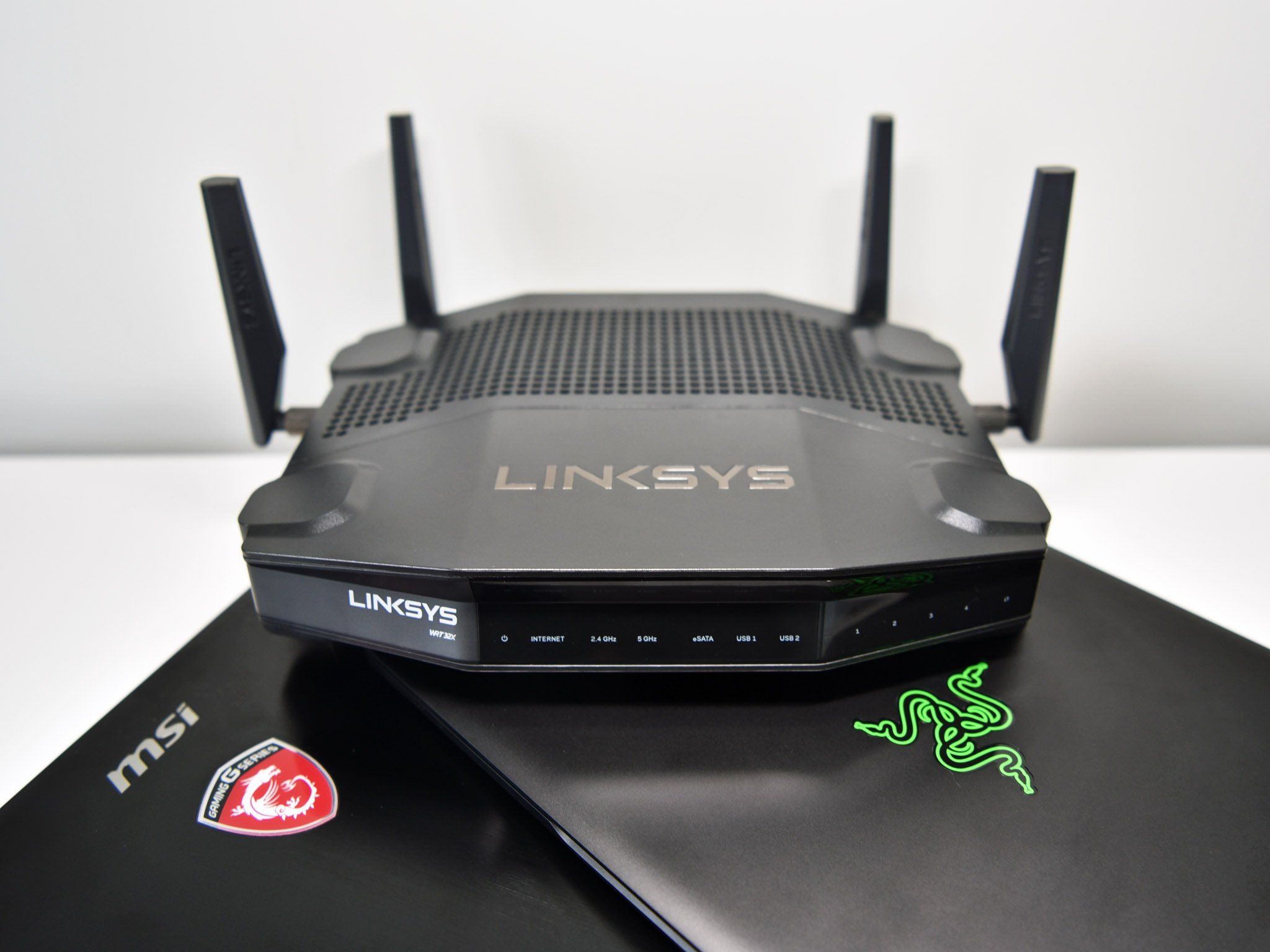 LINKSYS WRT32X ゲーミングルーター Linksys Wireless WRT32X AC3200 Dual-Band Gaming Router with