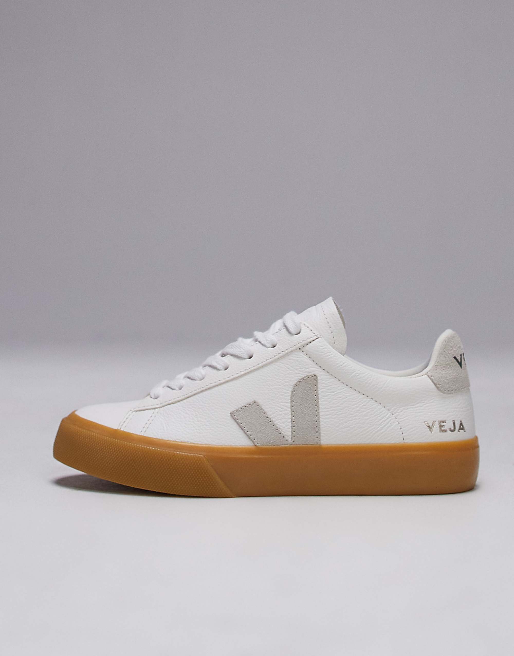 Veja Campo Trainer in White With Gum Sole