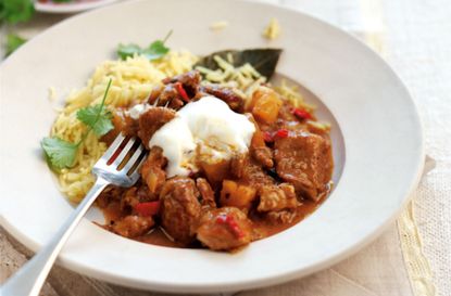 Slow-cooked pork and pineapple curry