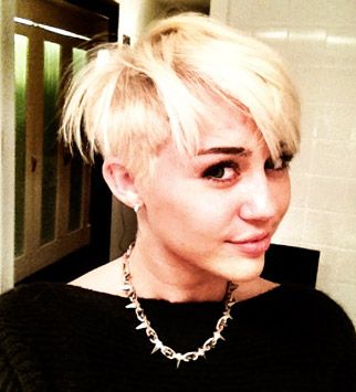 Miley Cyrus - Celebrity Hair Disasters 