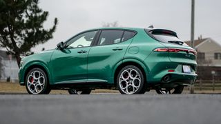 2024 Alfa Romeo Tonale Speciale side view.