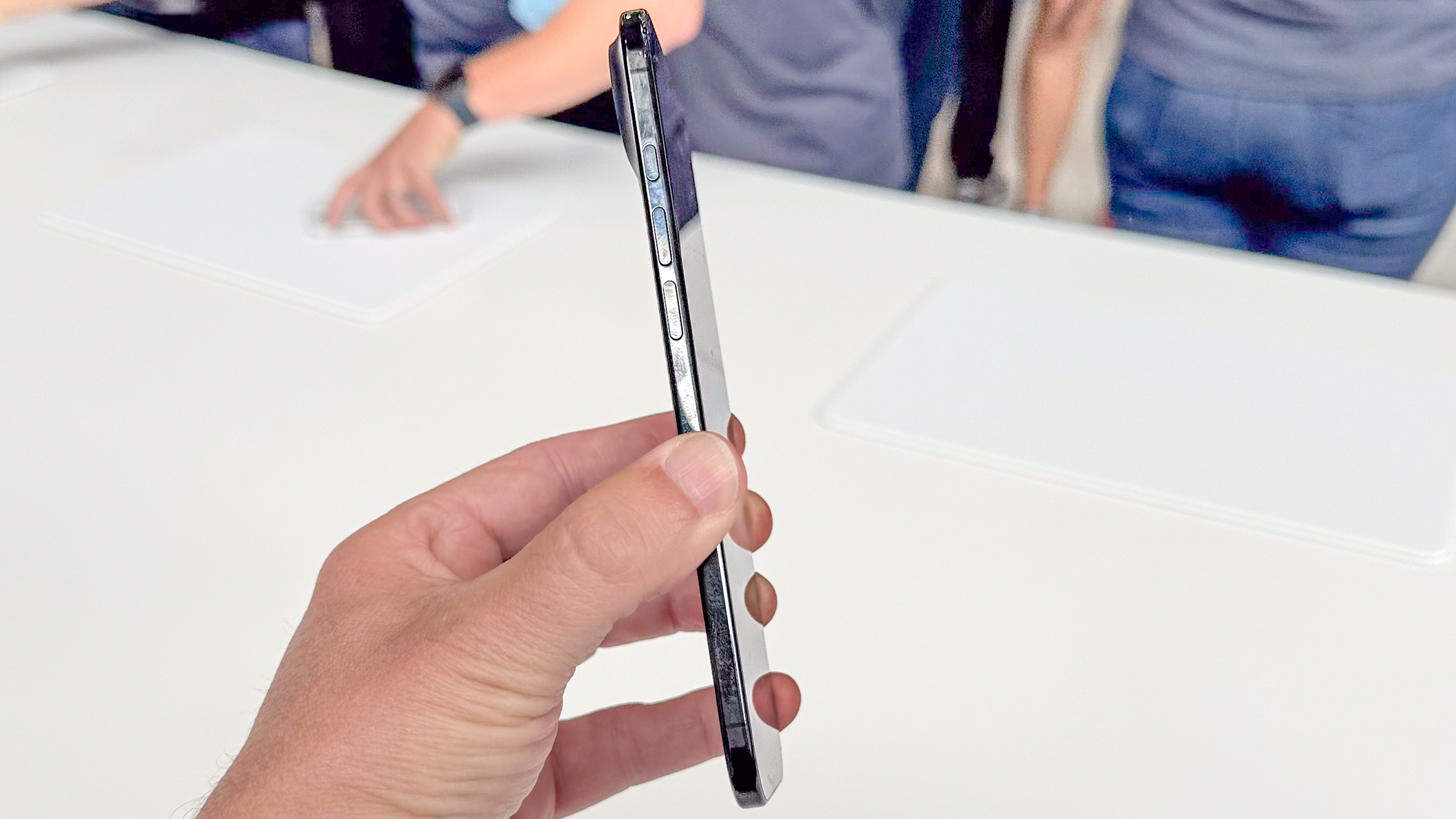 iPhone Air hands-on