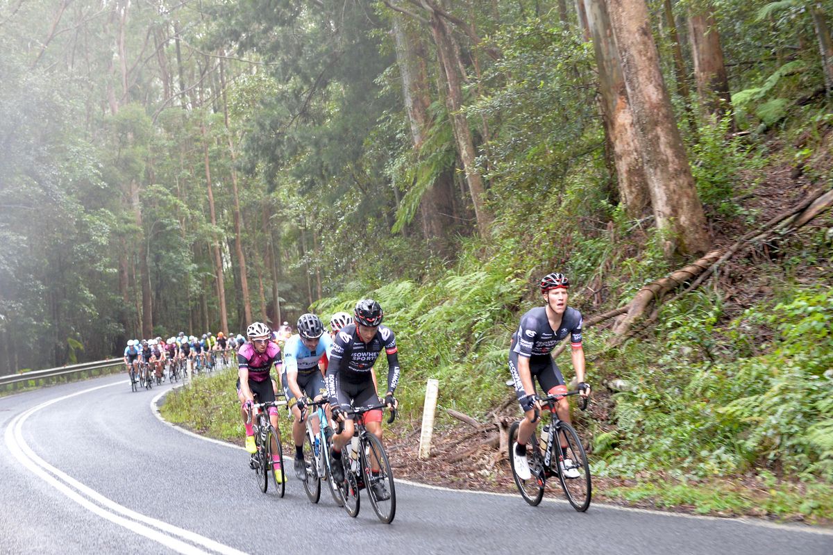 Sean Lake and Pat Lane drive the pace