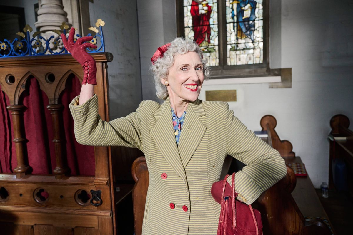 安妮塔·多布森（Anita Dobson）今天從伊斯坦德斯（Eastenders）成為布朗謀殺案的父親：“尤妮絲（Eunice）很艱難”