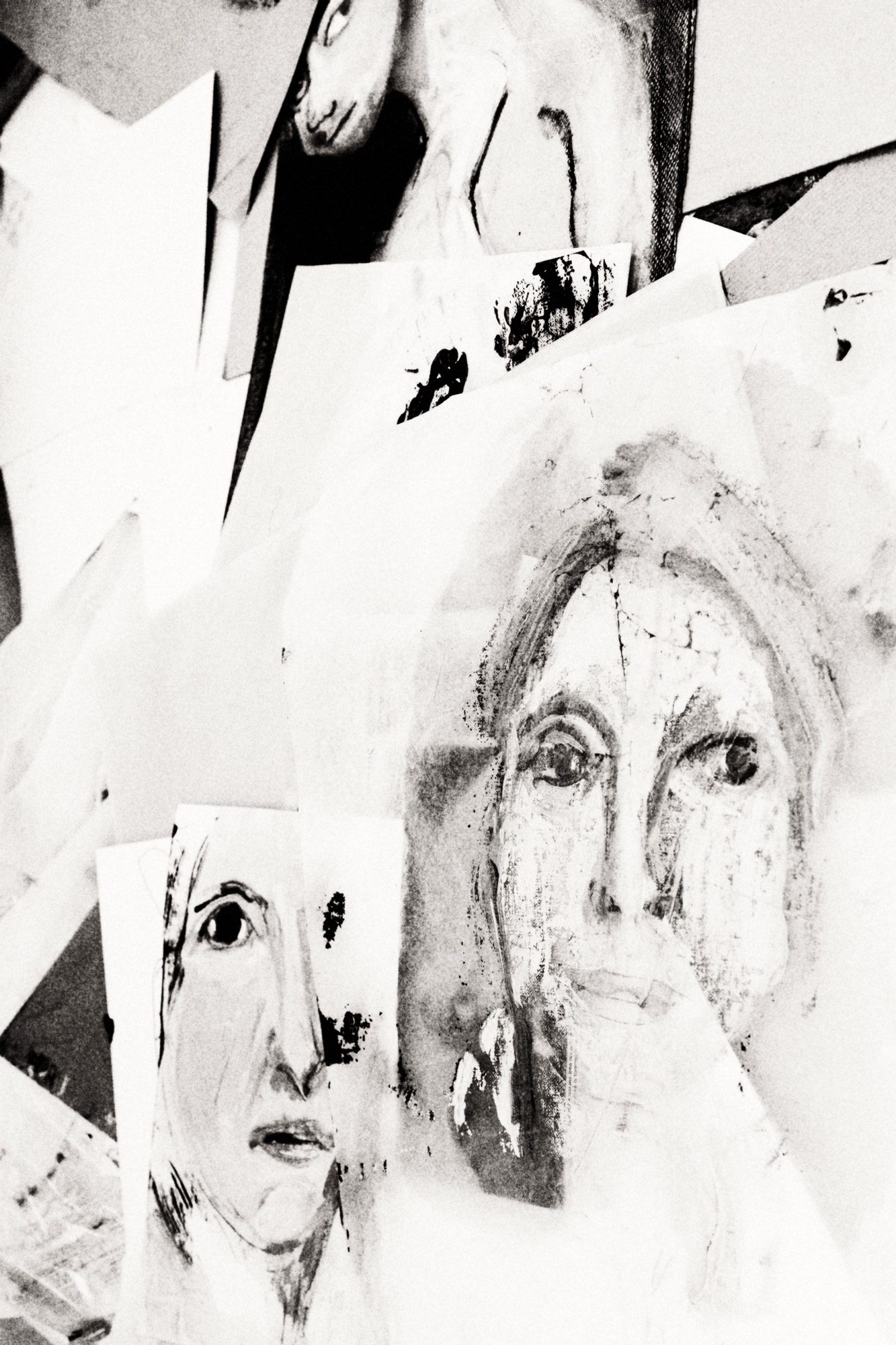 Works picture in Chantal Joffe&#039;s studio
