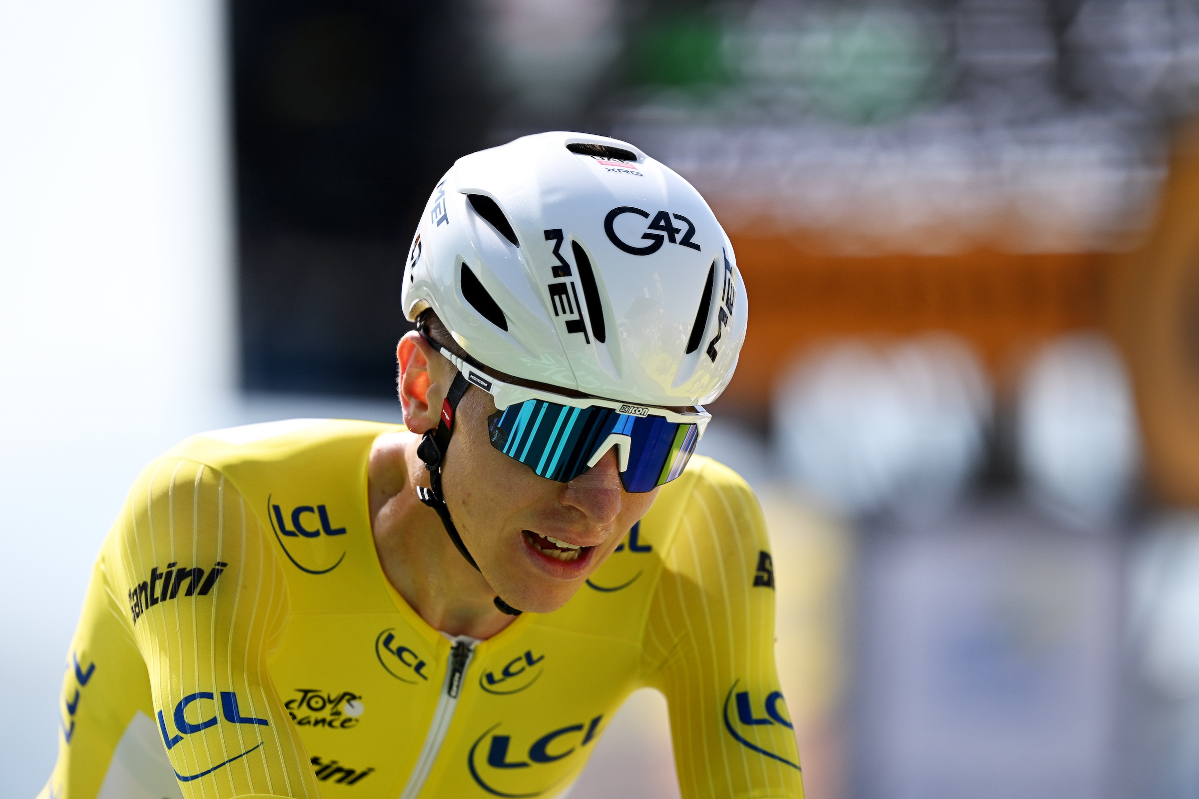 Tadej Pogacar wins stage 13 tour de france 2025