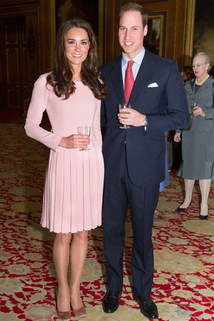 Kate Middleton pretty in pink Emilia Wickstead at Queen&#039;s Jubilee lunch