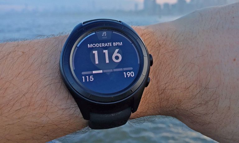 runiq smartwatch