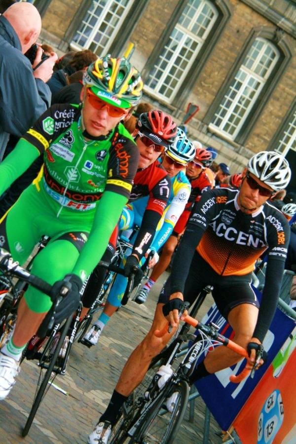 Just a few minutes before the start