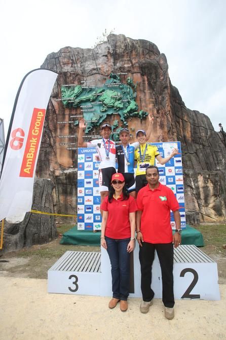 From left to right - standing on the stage 1 podium: Kohei Yamamoto, Emil Lindgren, Maxime Marotte